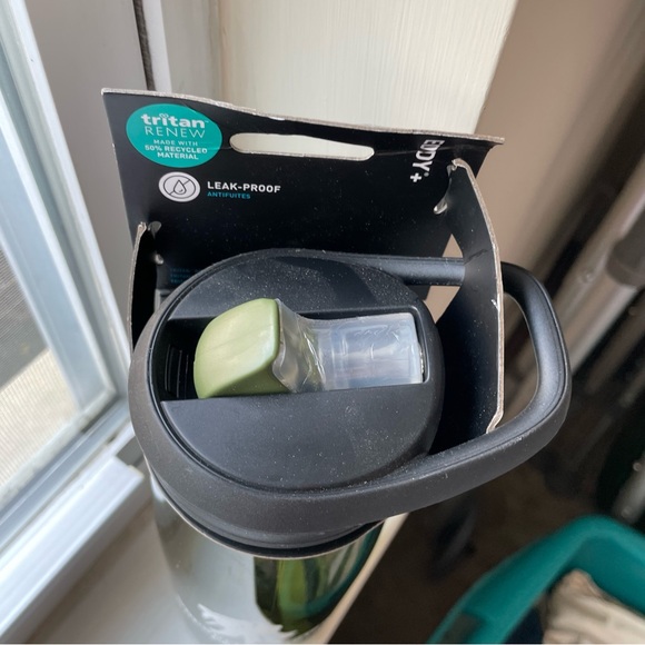 Camelbak Eddy green Wounded Warrior Project water bottle New - Picture 3 of 7